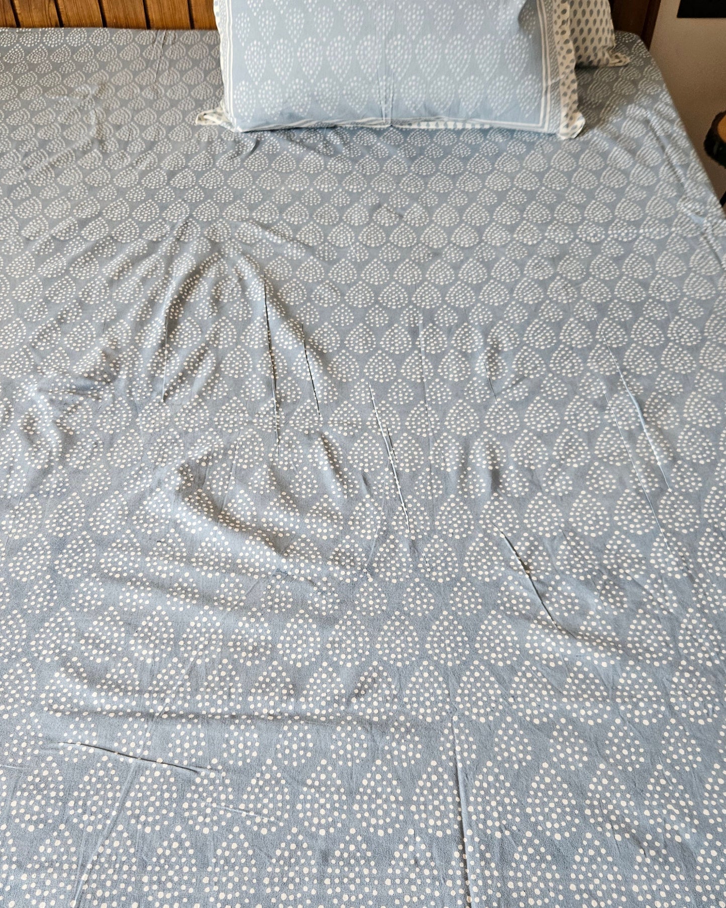 Boond - Blue and Ivory | Everyday Cotton Bedsheet