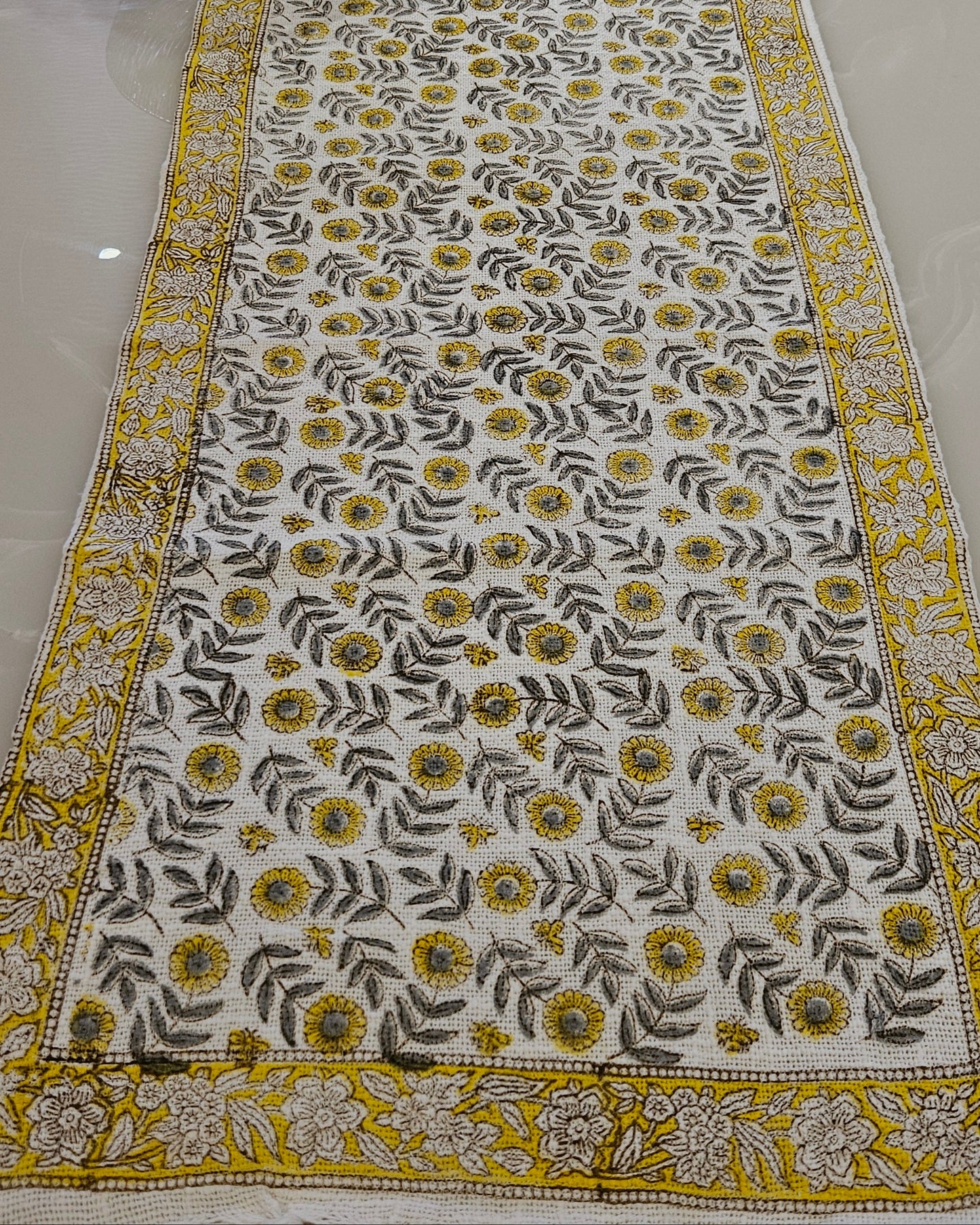 Soorajmukhi - Yellow Floral Print Runner