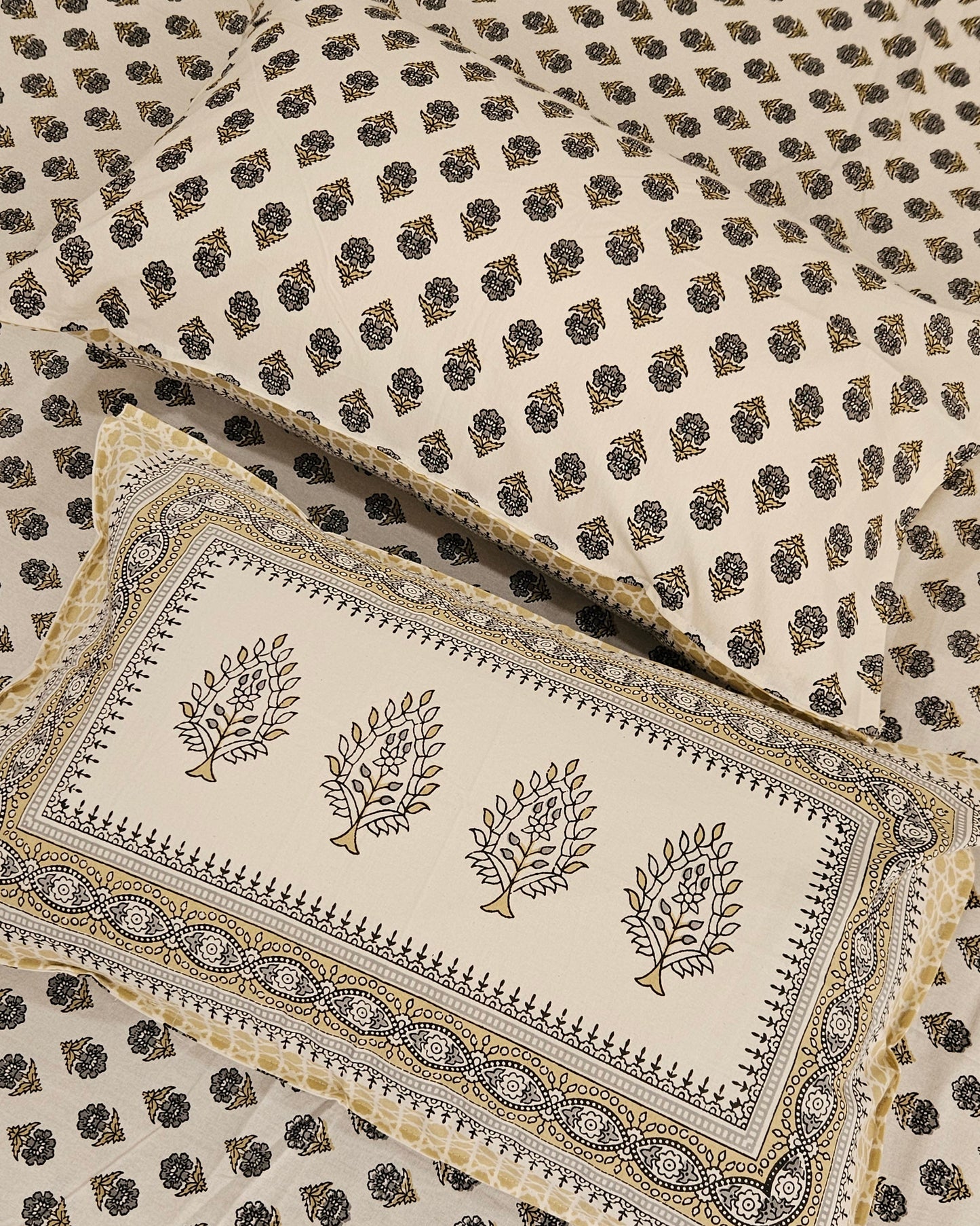Phulwari - Olive Green and Gray Booti