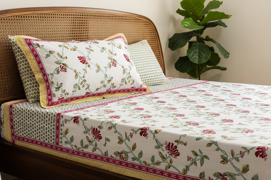 Gulmoohar | White, Red and Green |Everyday 100% pure Cotton Bedsheet | King Size