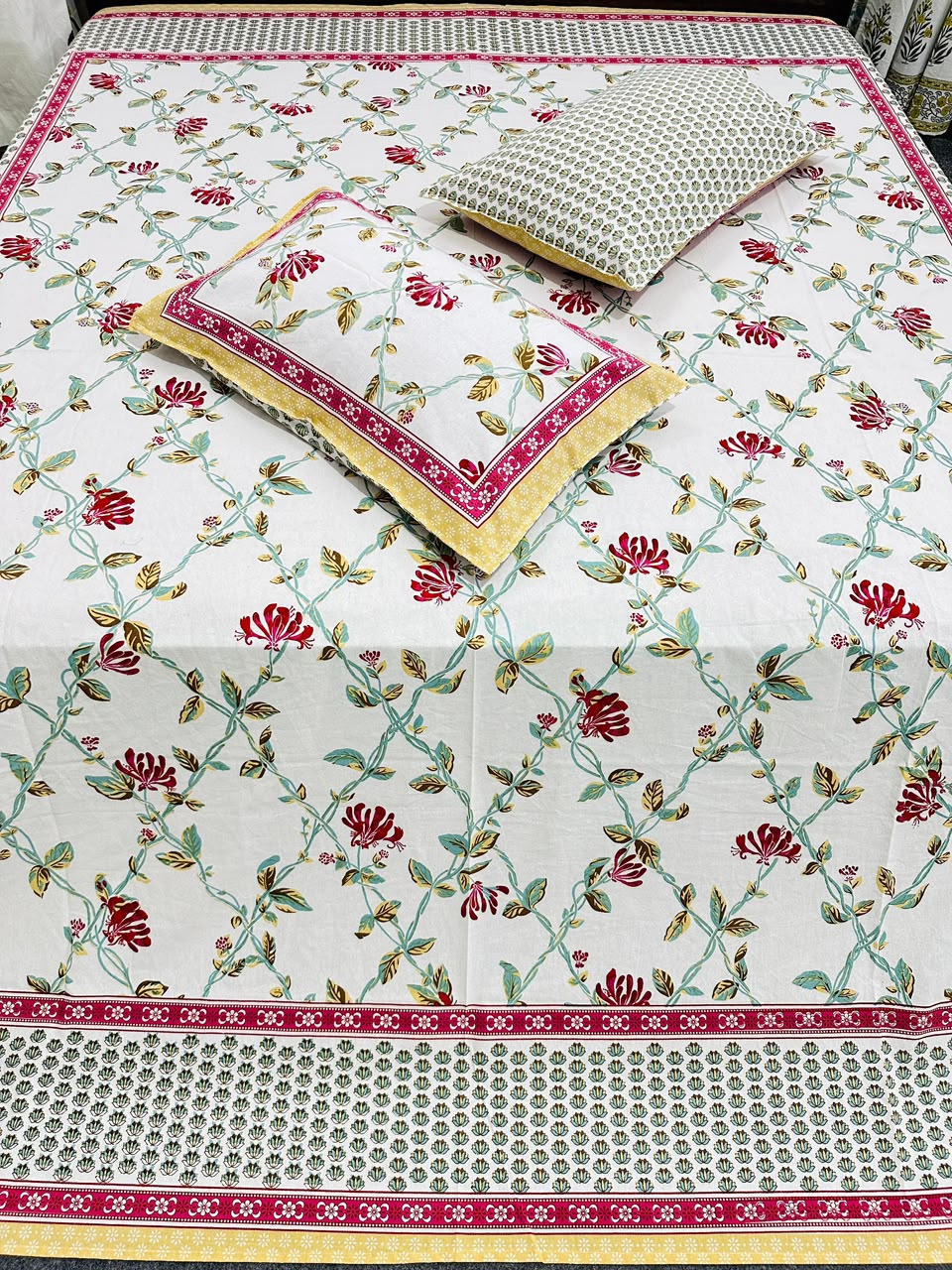 Gulmoohar | White, Red and Green |Everyday 100% pure Cotton Bedsheet | King Size